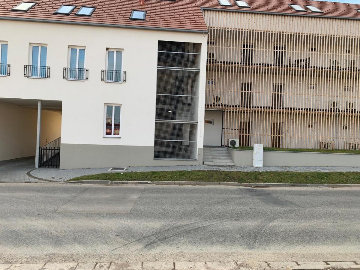Apartmány Speicher Mikulov Exterior foto